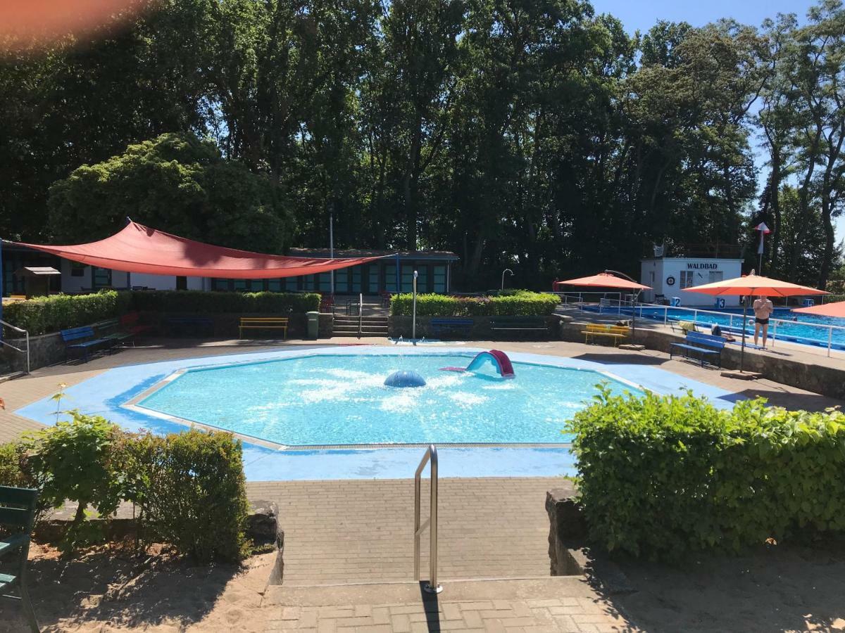 Pension Am Waldbad Seehausen  ภายนอก รูปภาพ